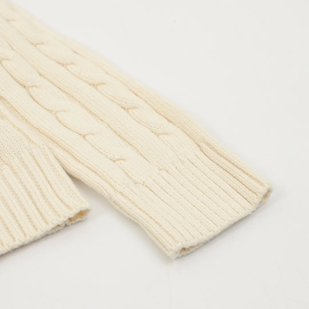 🅿️480 Ralph Lauren 25FW small label knitted sweetheart neck sweater Ralph Lauren (RALPH LAUREN) is the "American classic" brand in the fashion industry. Founded by Mr. Ralph Lauren in 1968, it is a high-end fashion brand with a strong American flavor. The styles are highly stylized and should be regarded as the clothing brand that best represents American culture (this can be seen from the fact that the uniforms of the US team in many Olympic Games have been provided by Ralph Lauren). Size: S-L